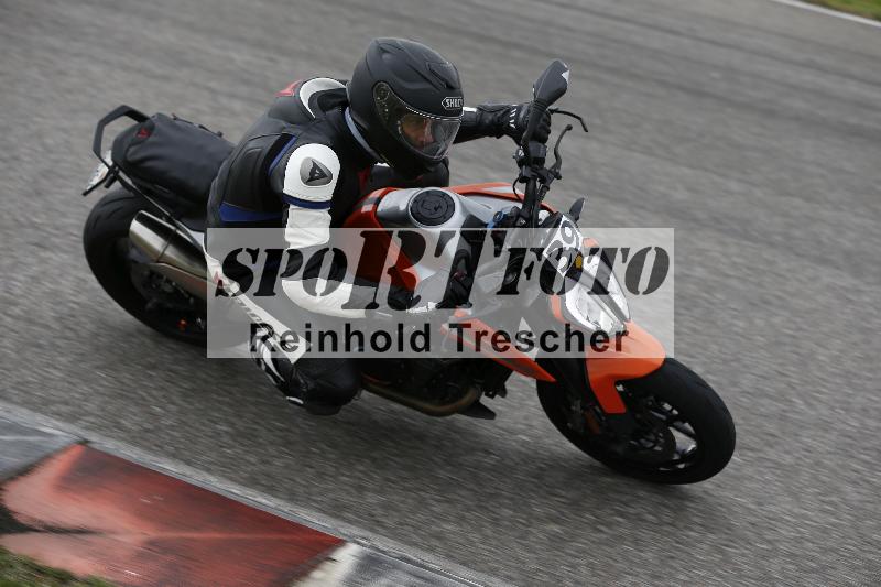 Archiv-2025/10 23.04.2025 Cornu Master School ADR/rot-rouge/39